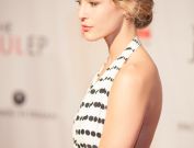 The Julep Linsey Godfrey Red Carpet Photos